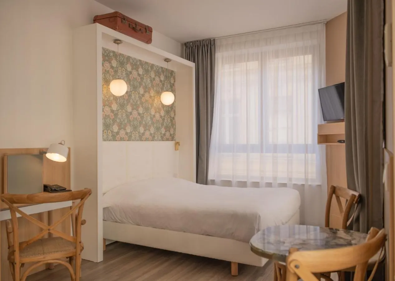 Calm Appart' & Hostel Lille Apart-hotel
