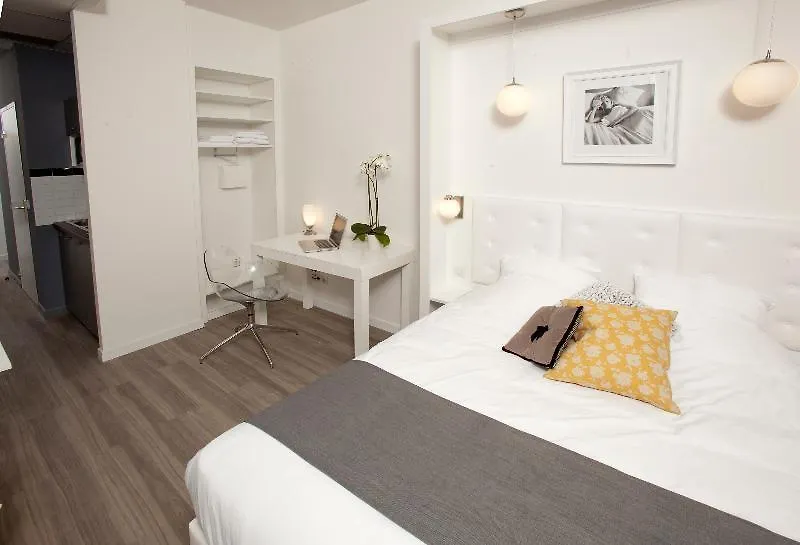 Calm Appart' & Hostel Lille Francja