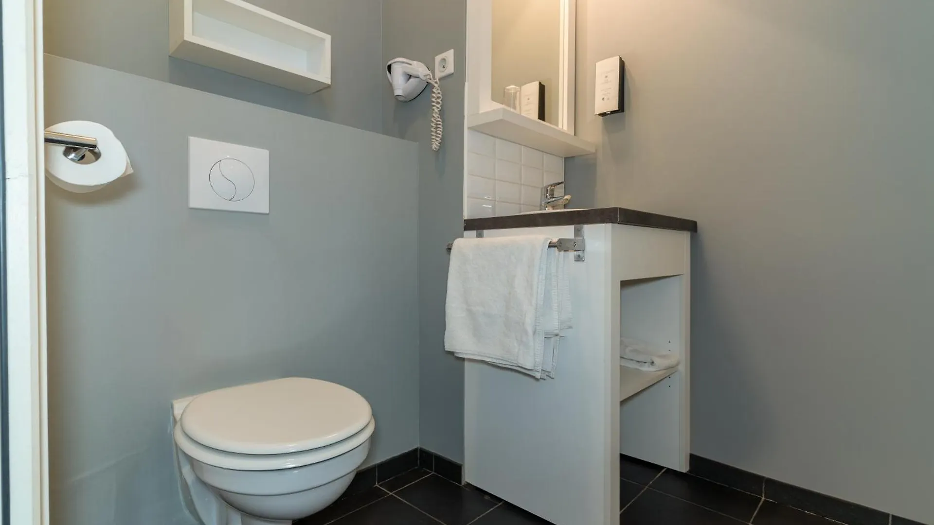 Calm Appart' & Hostel Lille Francja