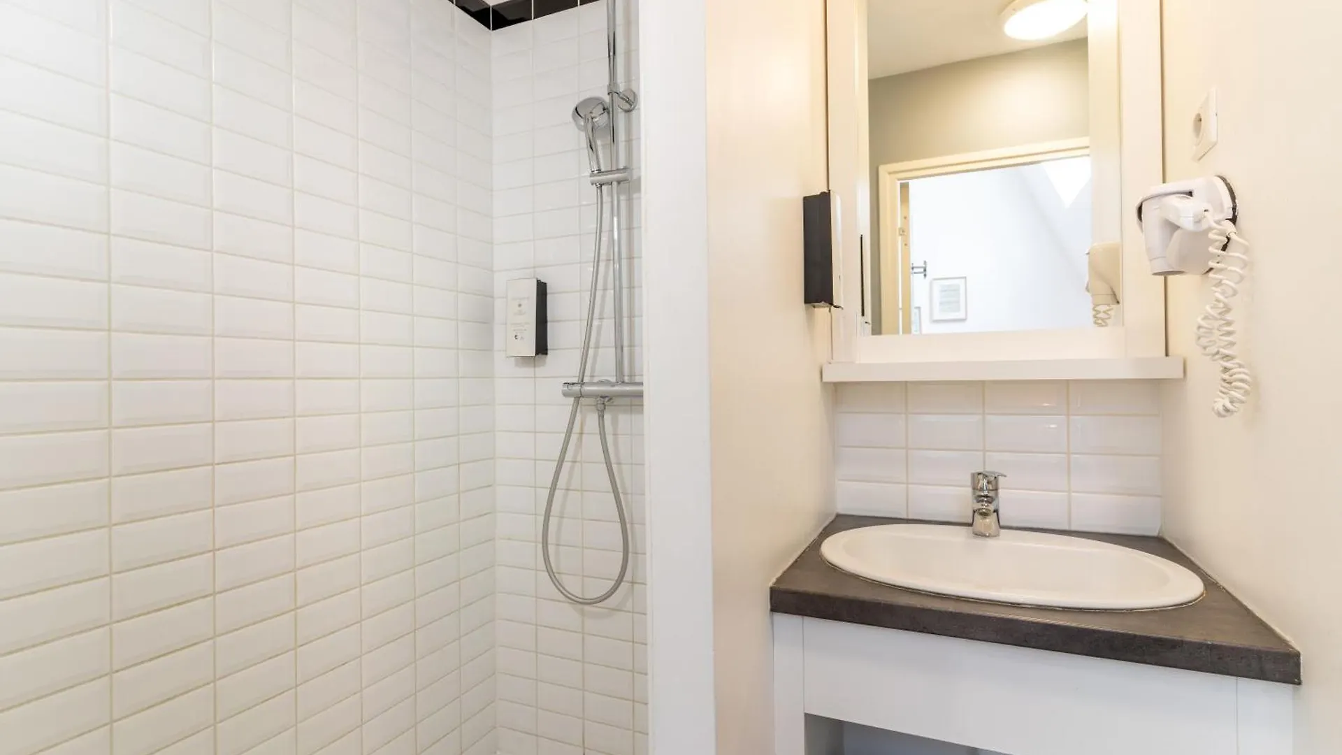 *** Hotel apartamentowy Calm Appart' & Hostel Lille Francja